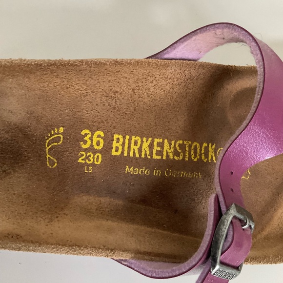 Birkenstock, purple gizeh sandals - Picture 9 of 12